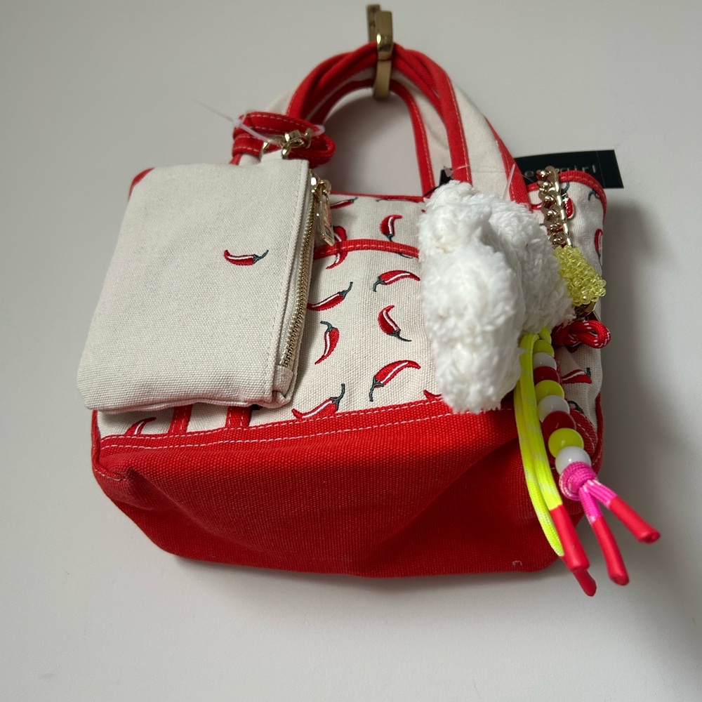 Viral Madden Girl Red Chili Tote Bag with charms - Picture 3 of 5